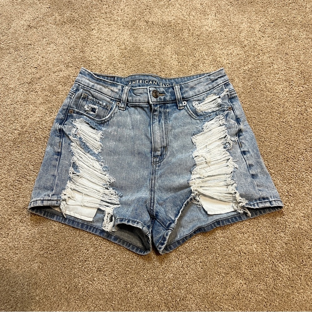Women’s American Eagle High Rise Mom Shorts Size 2